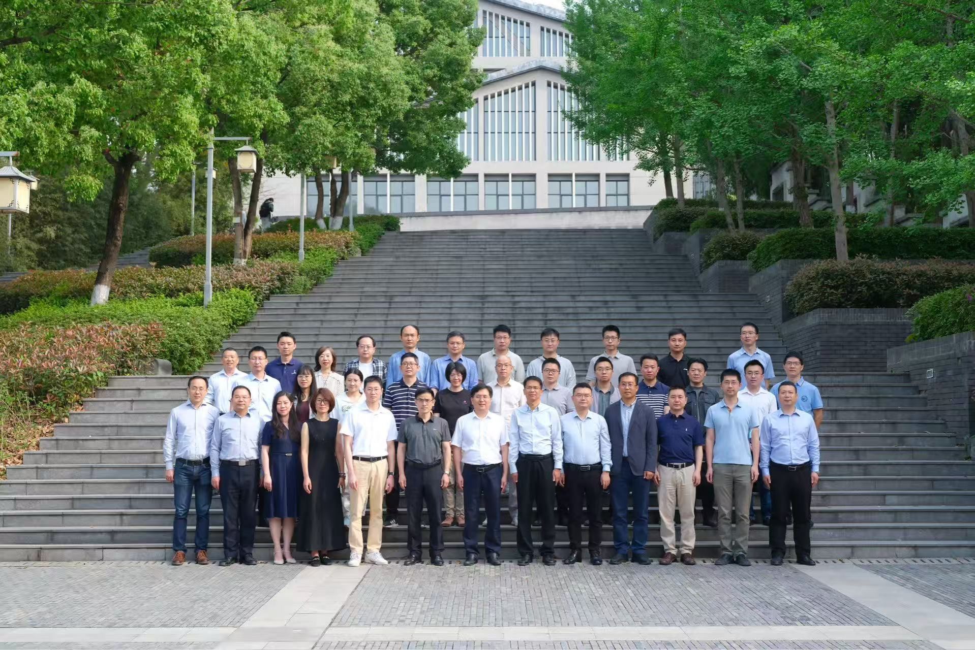 【今日头条】重庆理工大学:科研“智”变,赋能未来发展-计算机科学与工程学院